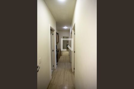 Apartamento à venda com 78m², 3 quartos e 1 vagaCorredor
