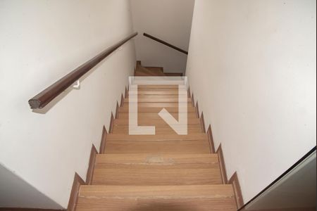 Casa à venda com 183m², 3 quartos e 3 vagasAcesso ao 1° Piso