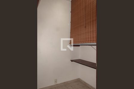 Casa à venda com 183m², 3 quartos e 3 vagasQuarto de Serviço