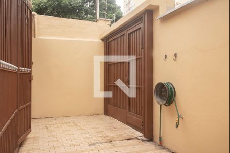 Casa à venda com 183m², 3 quartos e 3 vagasQuintal