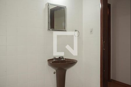 Casa à venda com 183m², 3 quartos e 3 vagasBanheiro