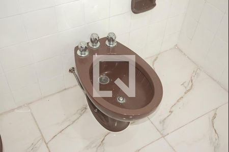 Casa à venda com 183m², 3 quartos e 3 vagasBanheiro