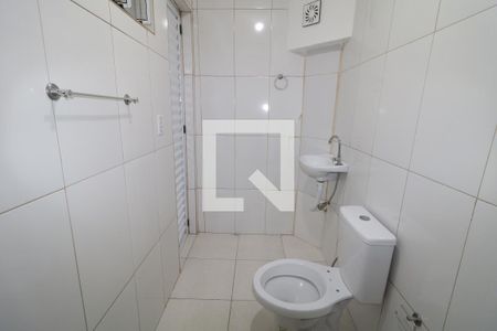 Banheiro de apartamento para alugar com 1 quarto, 32m² em Vila Ede, São Paulo