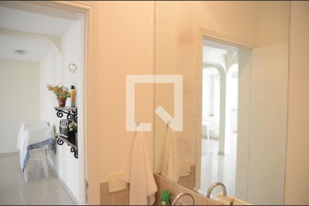 Casa à venda com 408m², 5 quartos e 5 vagasBanheiro 6