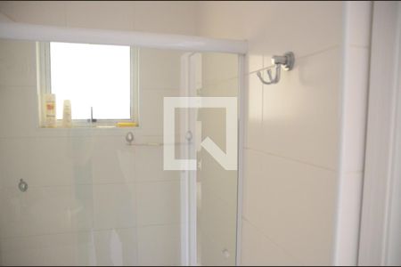 Casa à venda com 408m², 5 quartos e 5 vagasBanheiro de serviço