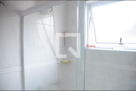 Casa à venda com 408m², 5 quartos e 5 vagasBanheiro da Suíte 2