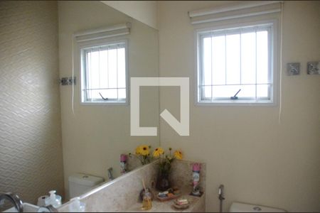 Casa à venda com 408m², 5 quartos e 5 vagasLavabo