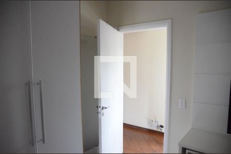 Casa à venda com 408m², 5 quartos e 5 vagasSuíte 2