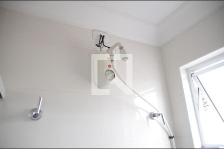 Casa à venda com 408m², 5 quartos e 5 vagasBanheiro da Suíte 4