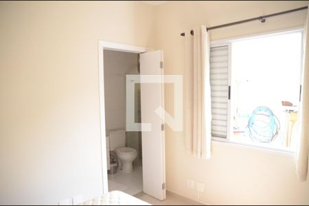 Casa à venda com 408m², 5 quartos e 5 vagasQuarto de Serviço