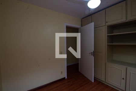 Quarto  de apartamento para alugar com 2 quartos, 120m² em Santana, Porto Alegre