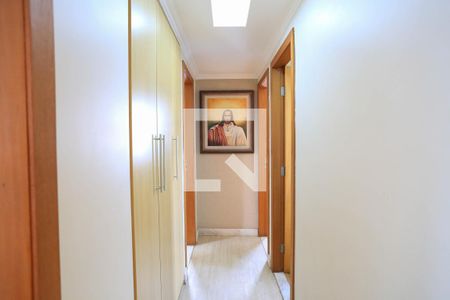 Corredor de apartamento à venda com 3 quartos, 85m² em União, Belo Horizonte