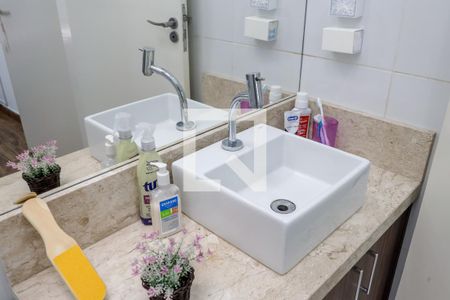 Casa à venda com 134m², 3 quartos e 2 vagasBanheiro da Suíte 2