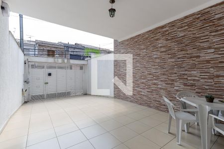Casa à venda com 134m², 3 quartos e 2 vagasGaragem