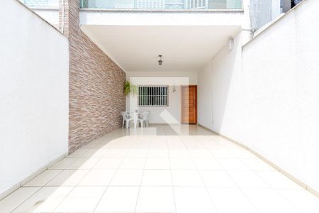 Casa à venda com 134m², 3 quartos e 2 vagasGaragem