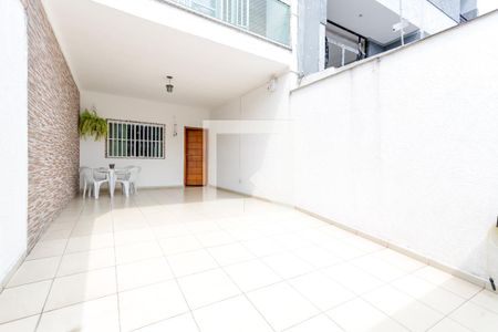 Casa à venda com 134m², 3 quartos e 2 vagasGaragem