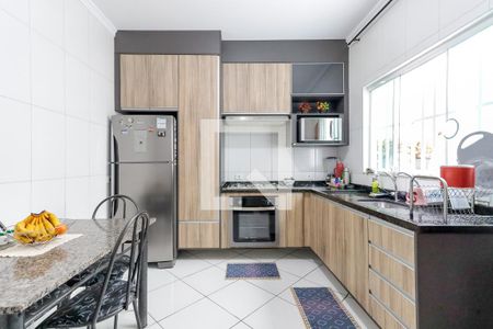 Casa à venda com 134m², 3 quartos e 2 vagasCozinha