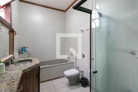 Banheiro de casa para alugar com 3 quartos, 530m² em Santa Lúcia, Belo Horizonte