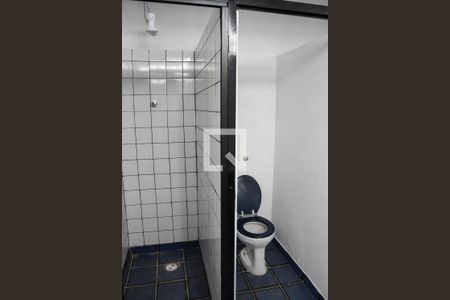 Banheiro de casa para alugar com 2 quartos, 176m² em Pompeia, São Paulo