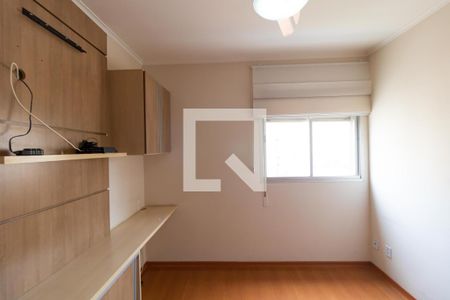 Quarto 01 de apartamento para alugar com 2 quartos, 55m² em Centro, Campinas