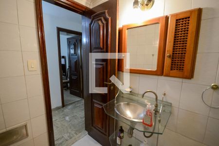 Apartamento à venda com 200m², 3 quartos e 1 vagaBanheiro 1