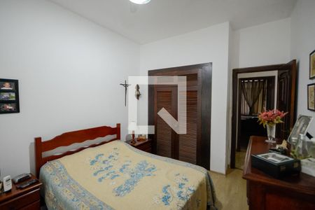 Apartamento à venda com 200m², 3 quartos e 1 vagaQuarto 2