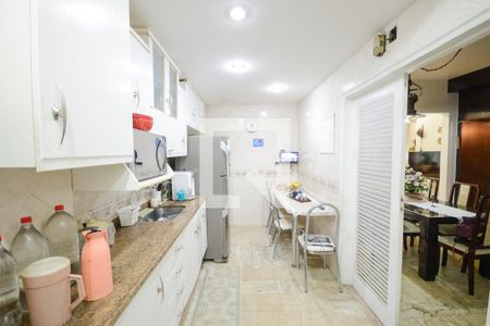 Apartamento à venda com 200m², 3 quartos e 1 vagaCozinha