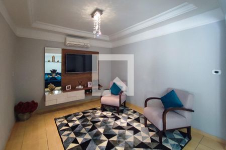 Sala de Estar de casa à venda com 3 quartos, 347m² em Parque Residencial Vila União, Campinas