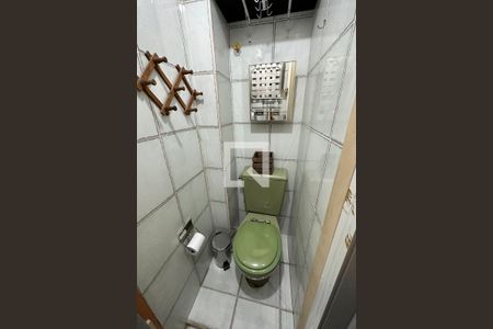 Apartamento à venda com 122m², 3 quartos e 1 vaga Apartamento à venda com 122m², 3 quartos e 1 vagaBanheiro de serviço