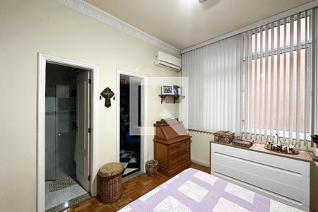 Apartamento à venda com 122m², 3 quartos e 1 vaga Apartamento à venda com 122m², 3 quartos e 1 vagaSuíte