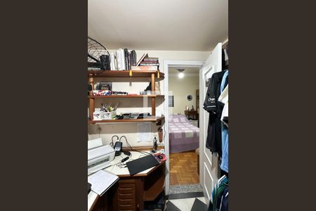 Apartamento à venda com 122m², 3 quartos e 1 vaga Apartamento à venda com 122m², 3 quartos e 1 vagaCloset da suíte