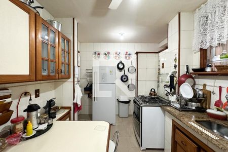 Apartamento à venda com 122m², 3 quartos e 1 vaga Apartamento à venda com 122m², 3 quartos e 1 vagaCozinha