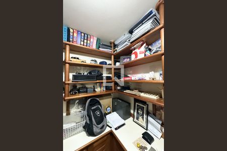 Apartamento à venda com 122m², 3 quartos e 1 vaga Apartamento à venda com 122m², 3 quartos e 1 vagaCloset da suíte