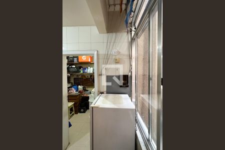 Apartamento à venda com 122m², 3 quartos e 1 vaga Apartamento à venda com 122m², 3 quartos e 1 vagaÁrea de Serviço