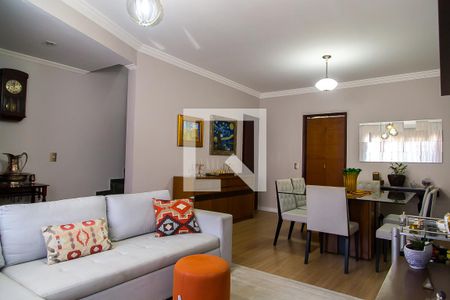 Sala de casa de condomínio à venda com 3 quartos, 196m² em Vila Campestre, São Paulo