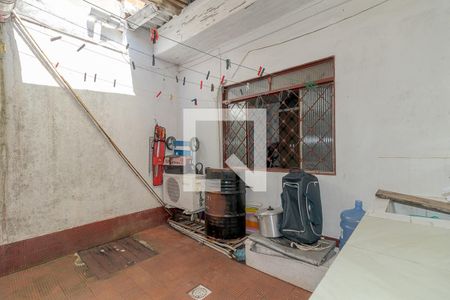 Casa à venda com 99m², 3 quartos e 2 vagasLavanderia