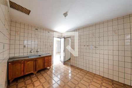 Casa à venda com 250m², 3 quartos e 3 vagasCozinha