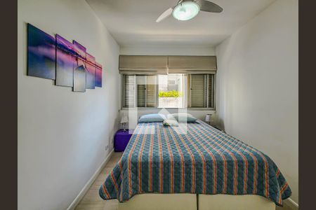 Quarto 1 de apartamento para alugar com 2 quartos, 120m² em Jardim Astúrias, Guarujá