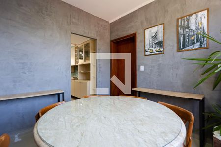 Apartamento à venda com 140m², 3 quartos e 2 vagasCopa