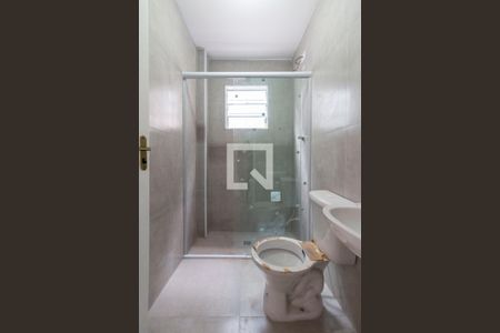 Banheiro  de casa para alugar com 1 quarto, 60m² em Jardim Brasilia, São Paulo