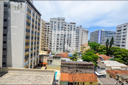 Apartamento à venda com 100m², 3 quartos e sem vaga Apartamento à venda com 100m², 3 quartos e sem vagaVista do Quarto 2