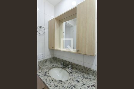 Apartamento à venda com 72m², 3 quartos e 2 vagasBanheiro da Suíte