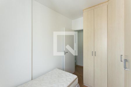 Apartamento à venda com 72m², 3 quartos e 2 vagasQuarto 2