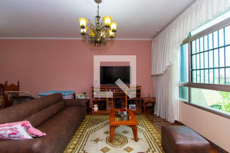 Sala de casa para alugar com 3 quartos, 210m² em Parque São Lucas, São Paulo