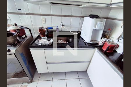 Apartamento à venda com 75m², 2 quartos e 1 vagaCozinha - Torneira