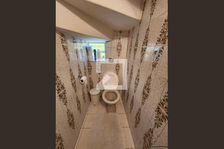 Casa à venda com 350m², 5 quartos e 2 vagasLavabo