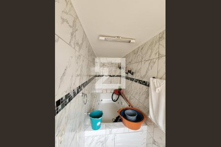 Casa à venda com 350m², 5 quartos e 2 vagasBanheiro da Suíte