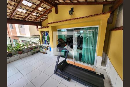 Casa à venda com 350m², 5 quartos e 2 vagasVaranda
