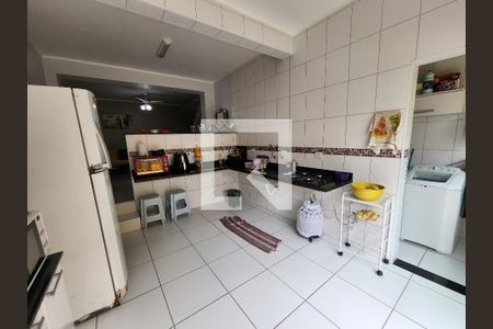 Casa à venda com 350m², 5 quartos e 2 vagasEdicula - Cozinha