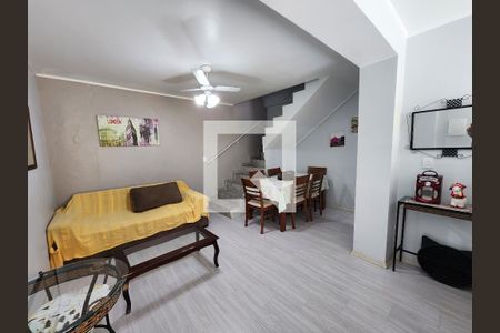 Casa à venda com 350m², 5 quartos e 2 vagasEdicula - Sala
